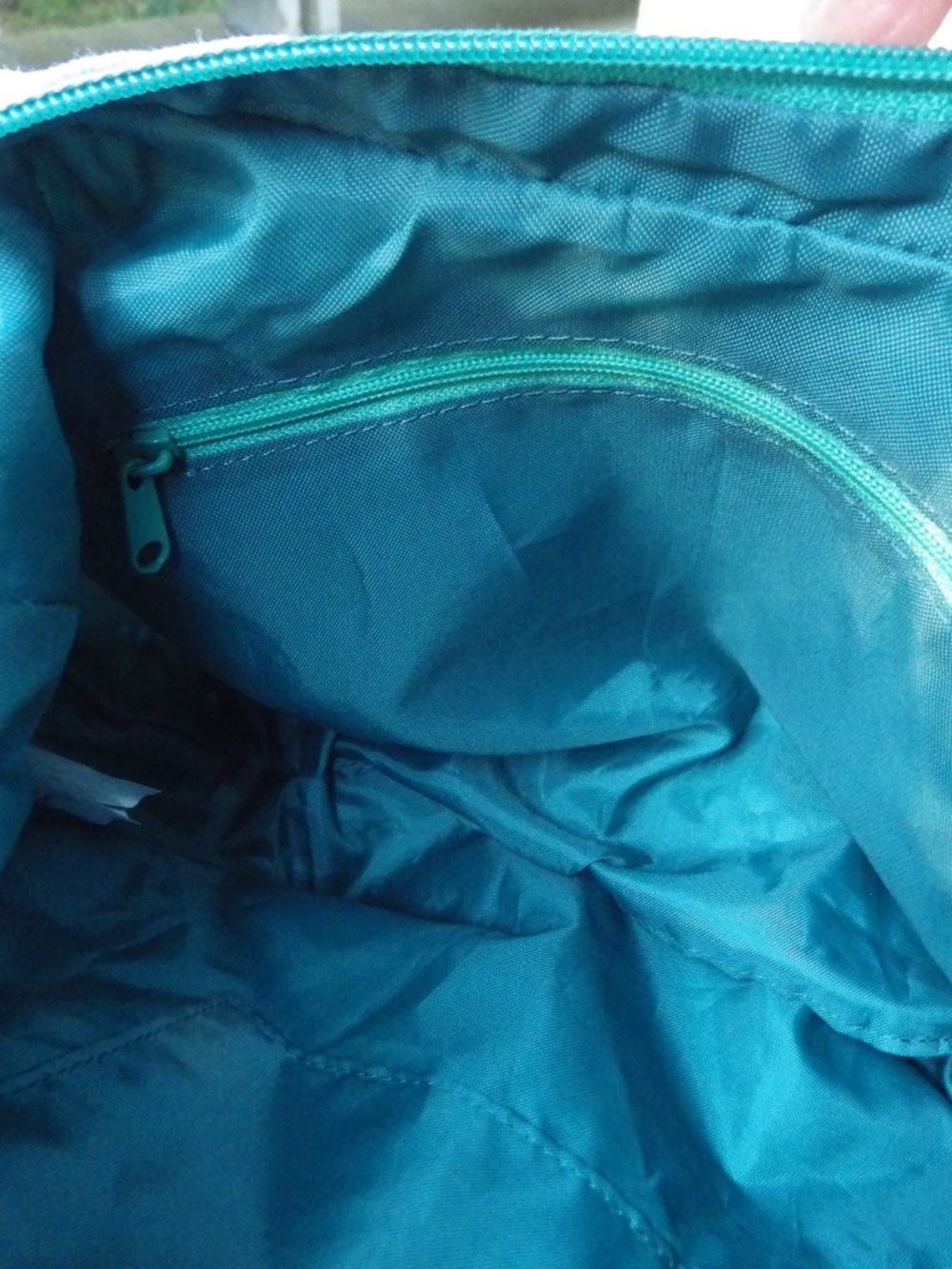 Kavu crossbody purse - Picture 3 of 4